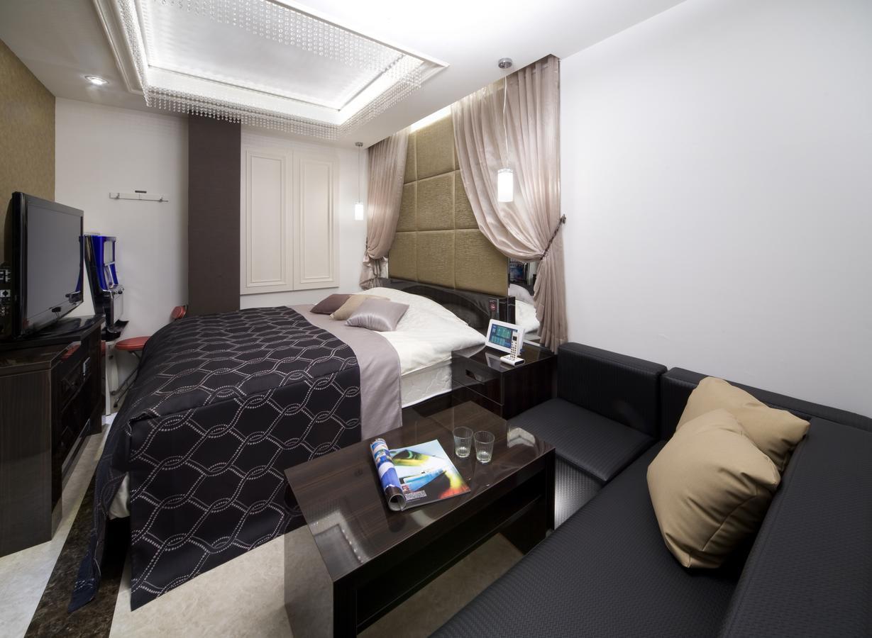 Jewel Hotel Luxury Modern（大人専用） みよし市 エクステリア 写真