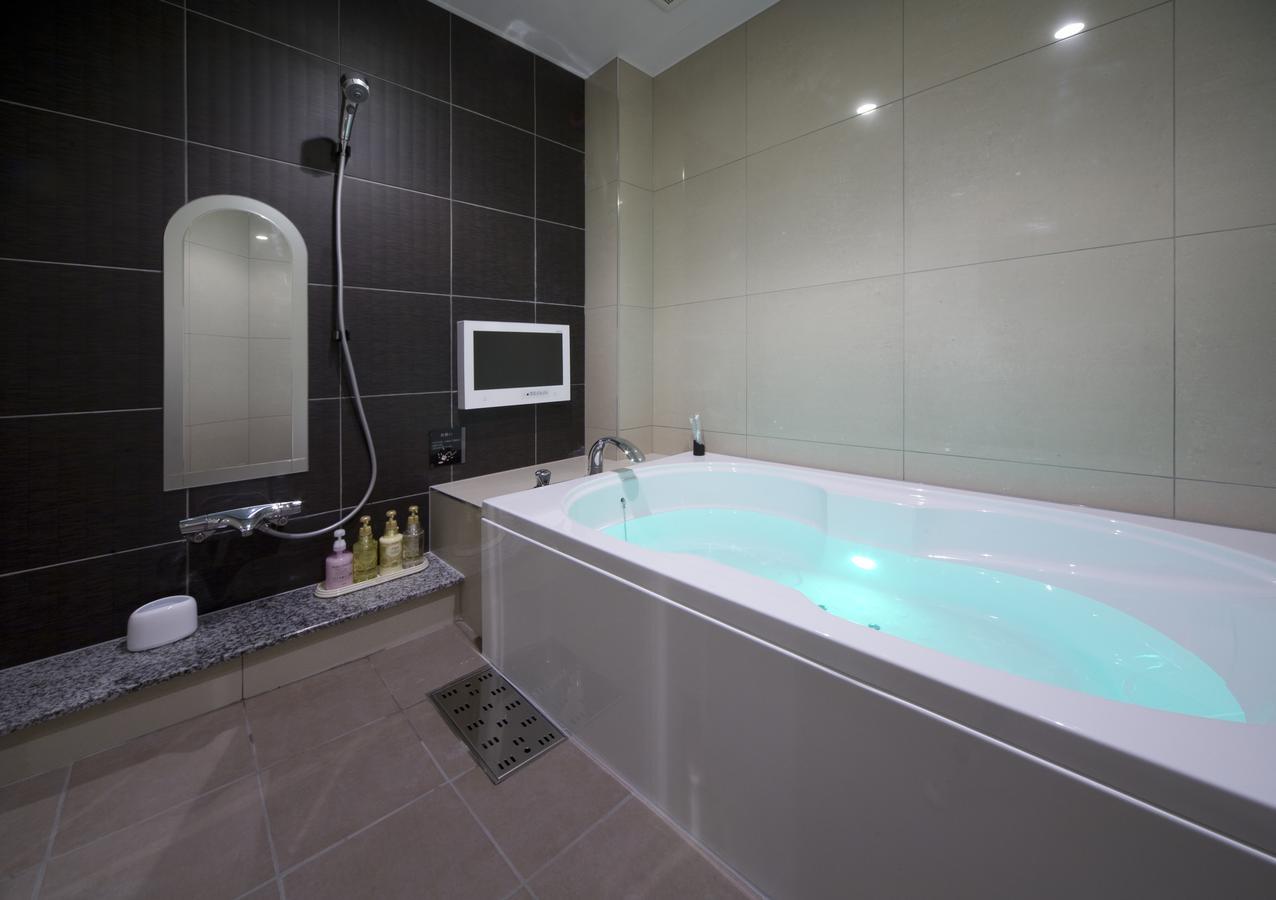 Jewel Hotel Luxury Modern（大人専用） みよし市 エクステリア 写真